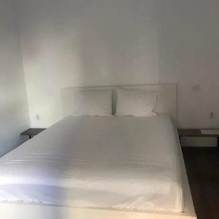 Lilia 3 Self-check In Appartement