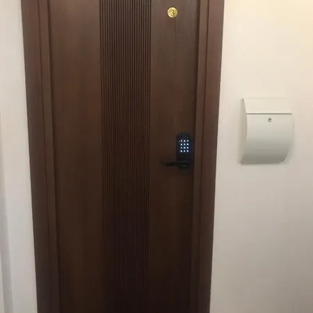 Lilia 3 Self-check In * София